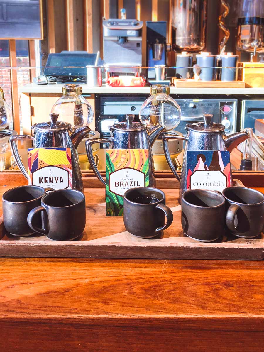 Cups filled with coffee made from siphoned coffee